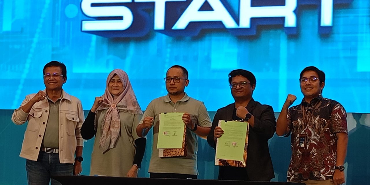 Penandatanganan Perjanjian Kerja Sama antara PT Techno GIS Indonesia dan PLN Haleyora